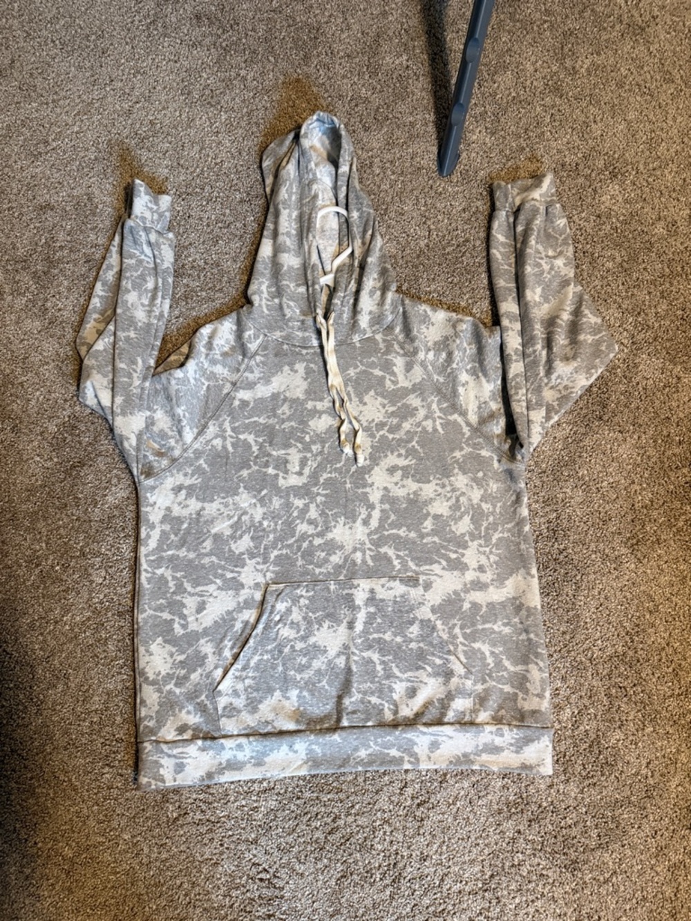 Gray Marble Print Hooded Pullover Sweater